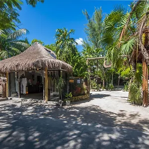 Hotel Yoga Shala Tulum